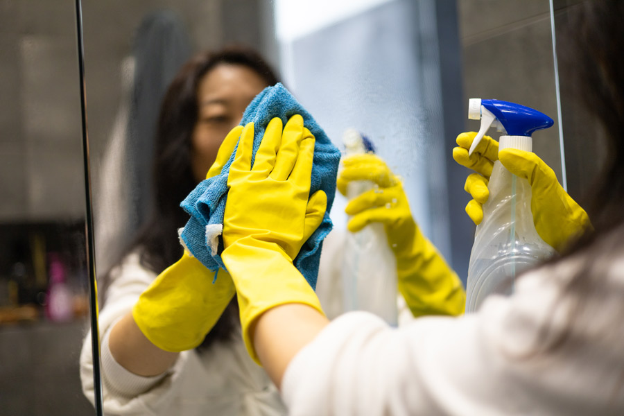 Professional Commercial Cleaning Services for Offices, Schools and High-Tech Facilities